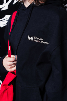 Lalowa bluza z białym logo